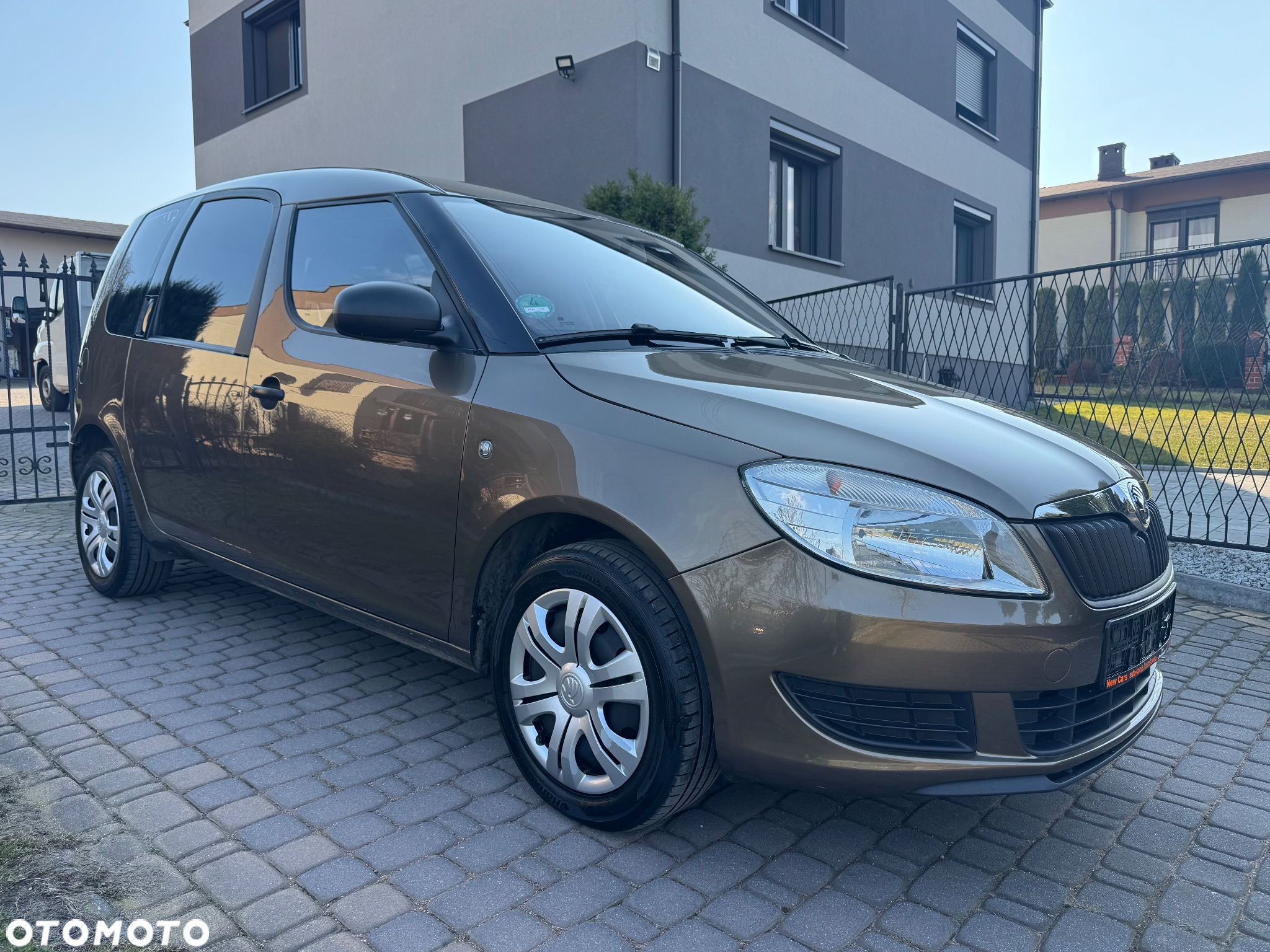 Skoda Roomster 1.4 MPI PLUS EDITION - 25