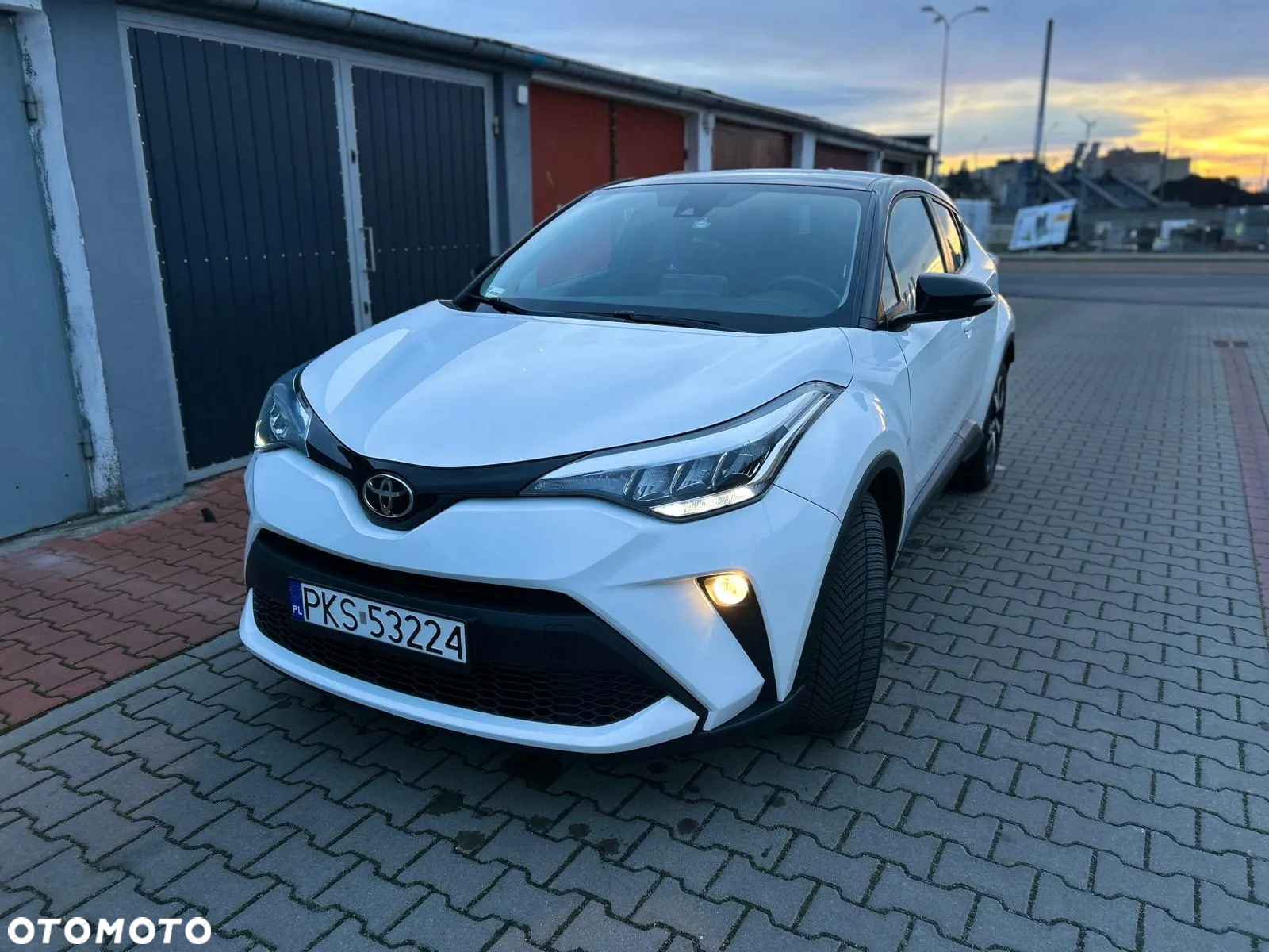 Toyota C-HR 1.2 T Comfort - 2