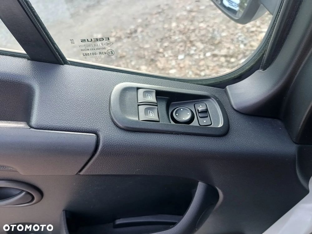 Renault MASTER 2.3 CDTI 135KM - 24