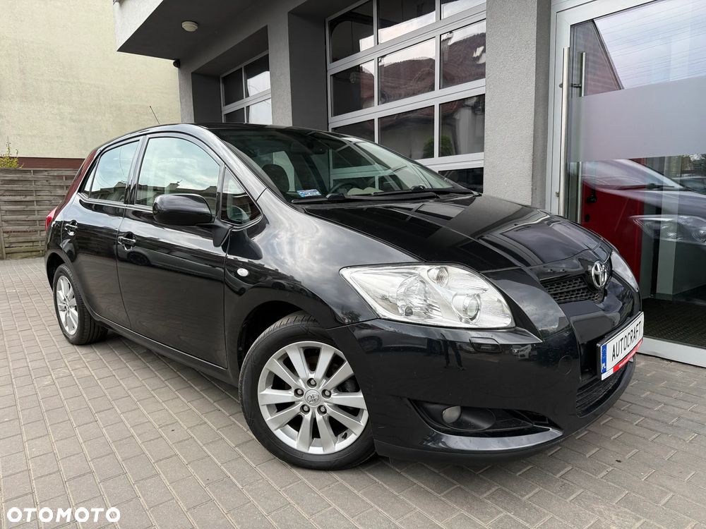Toyota Auris 1.8 Premium - 16