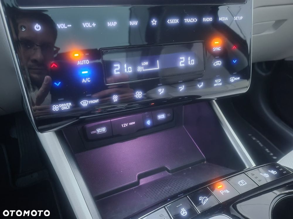 Hyundai Tucson 1.6 T-GDi HEV Platinum 4WD - 29