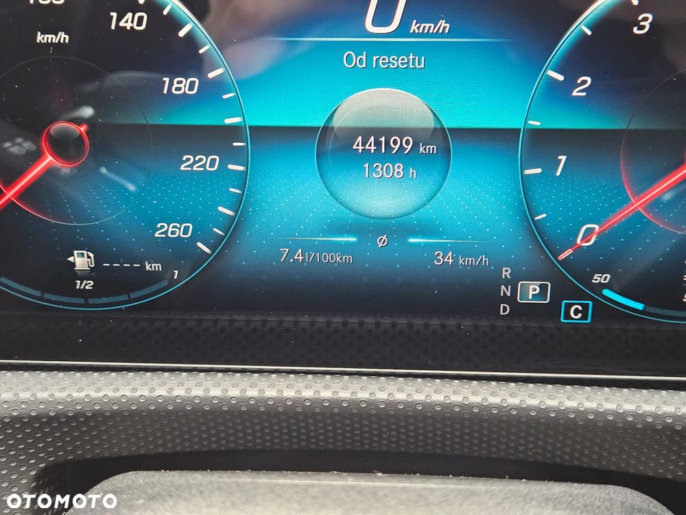 Mercedes-Benz Klasa A 200 AMG Line 7G-DCT - 35