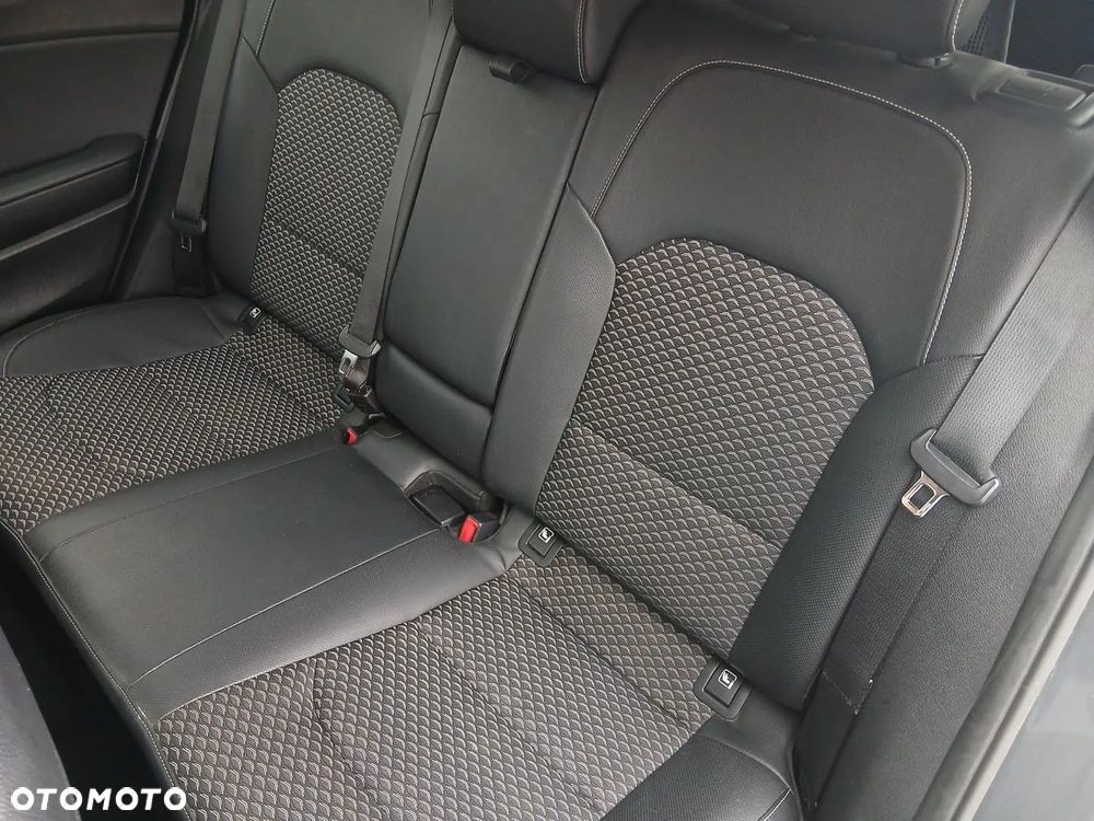 Kia Ceed 1.5 T-GDI Business Line - 16