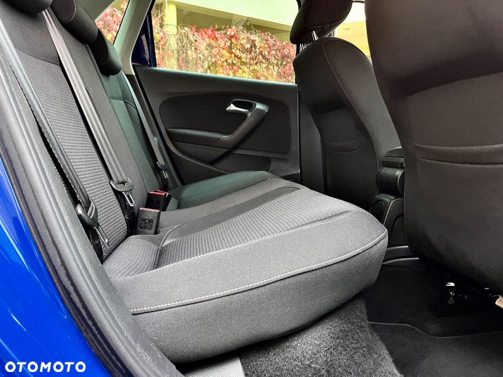 Volkswagen Polo 1.2 12V Highline - 12