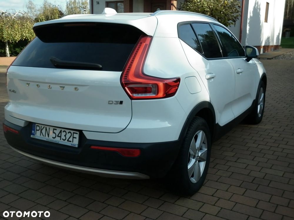 Volvo XC 40 D3 AWD Geartronic Momentum Pro - 6