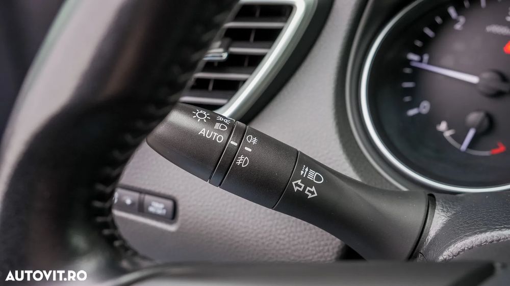 Nissan Qashqai 1.5 DCI DCT N-CONNECTA - 24