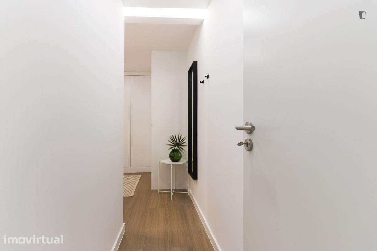 Quarto - localizado em Entrecampos Lisbon - Grande imagem: 4/32