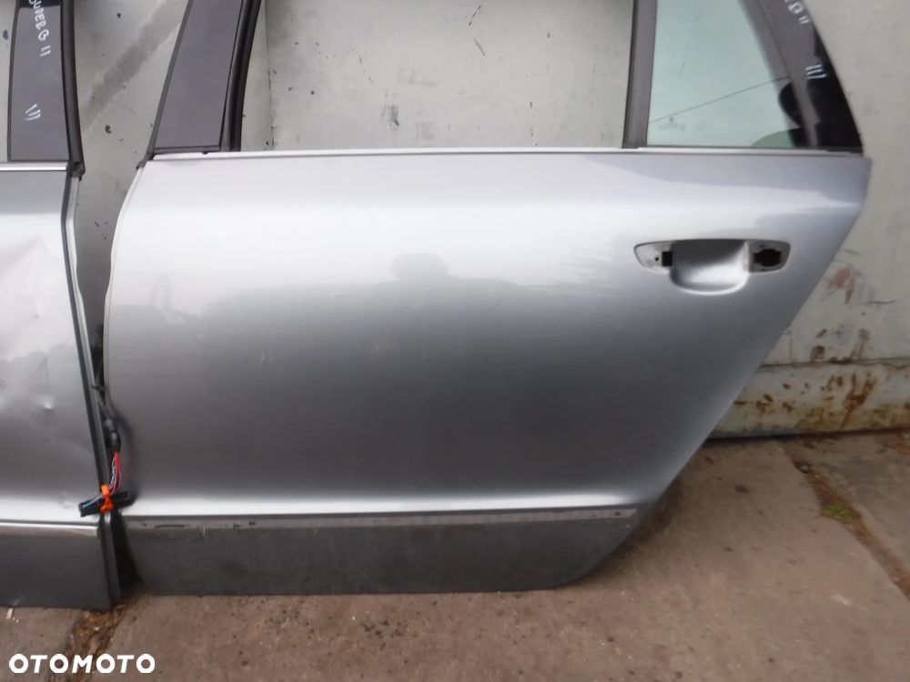 Skoda Superb II 2 kombi drzwi tyl LF8L 2G2G szyba prawe lewe - 10