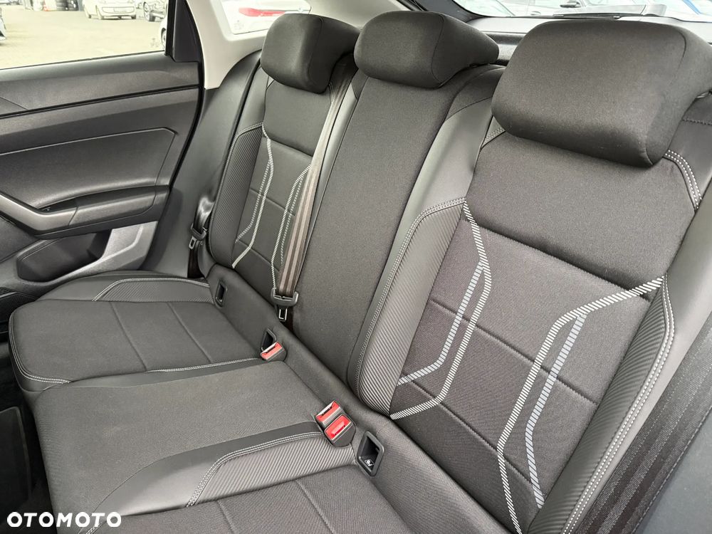 Volkswagen Taigo 1.5 TSI ACT Style DSG - 26