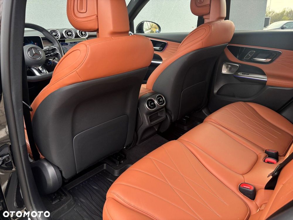 Mercedes-Benz GLC - 15
