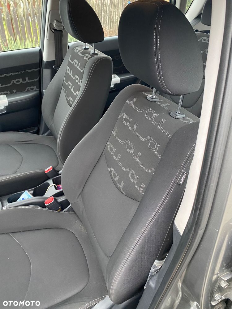 Ford Fiesta 1.6 Trend - 9