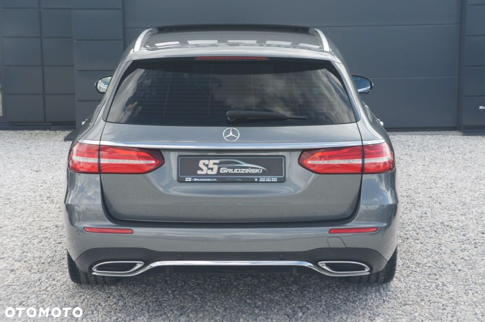 Mercedes-Benz Klasa E - 7