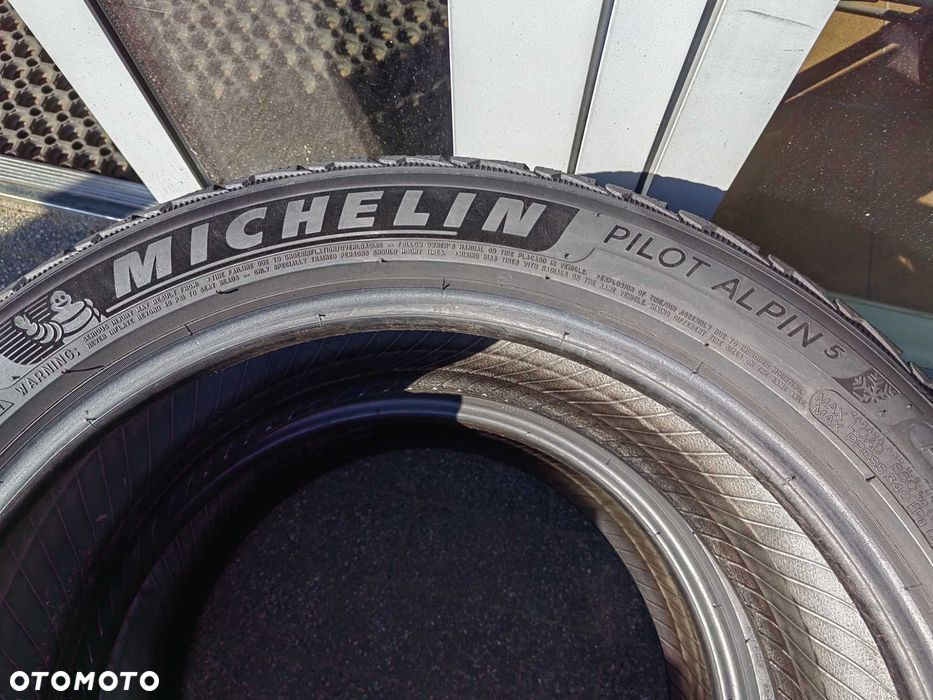 245/45r19 102V Michelin Pilot Alpin 5 A0 para zima PZ35 - 4