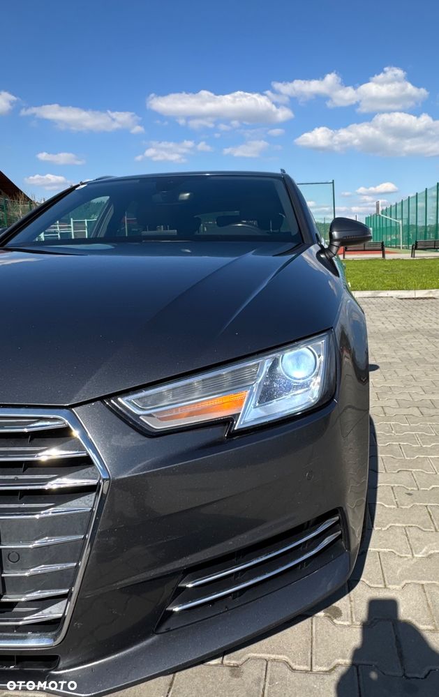 Audi A4 Avant 2.0 TDI ultra S tronic sport - 16