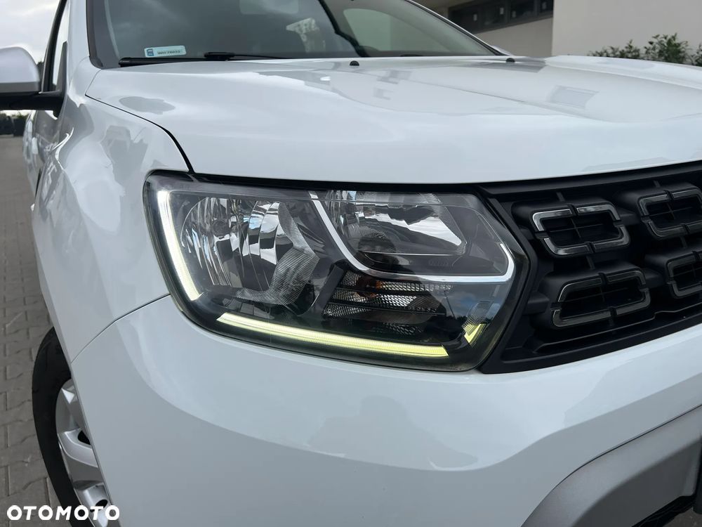 Dacia Duster 1.6 SCe Comfort - 38