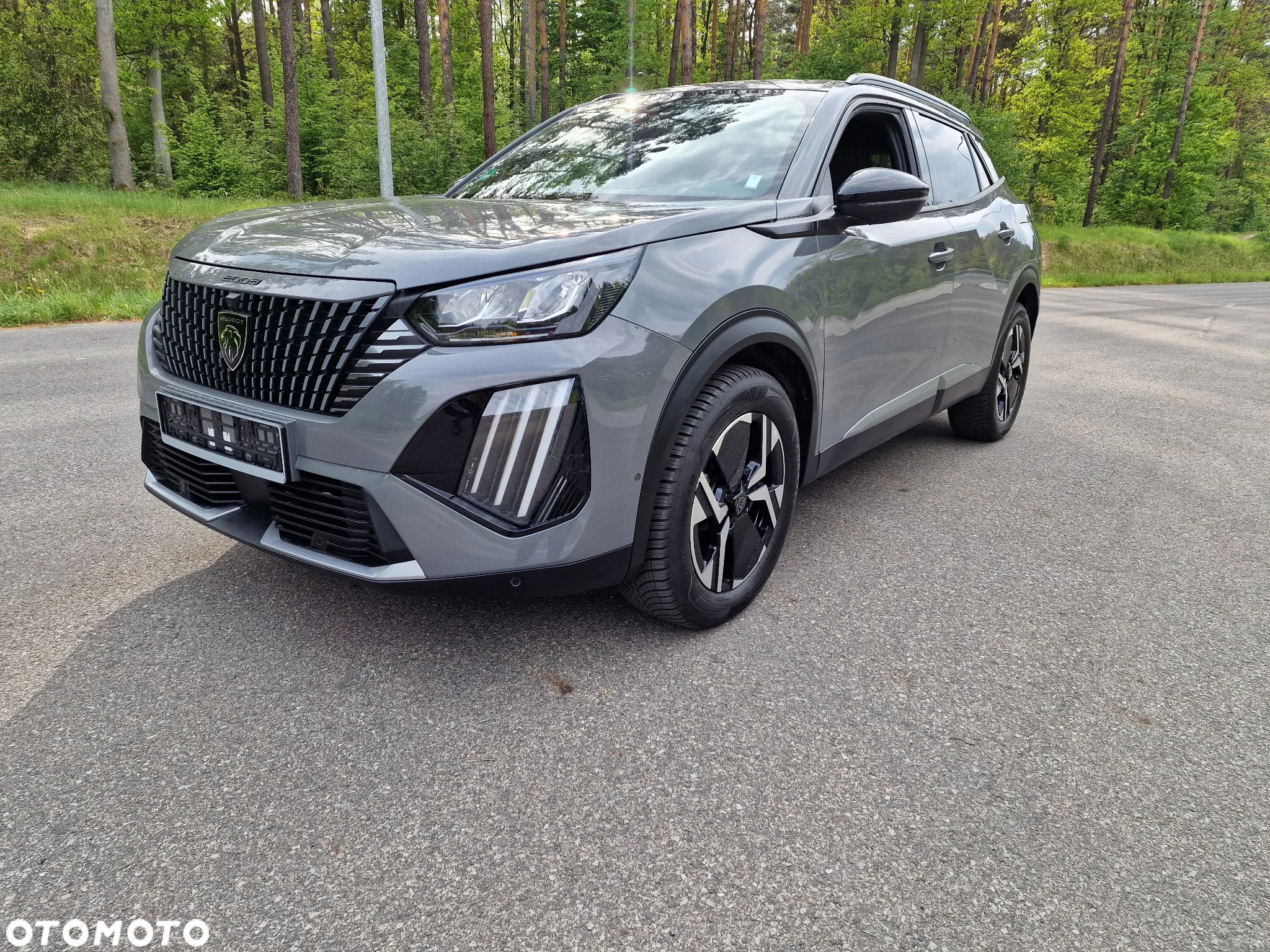 Peugeot 2008 PureTech 130 EAT8 Allure - 4