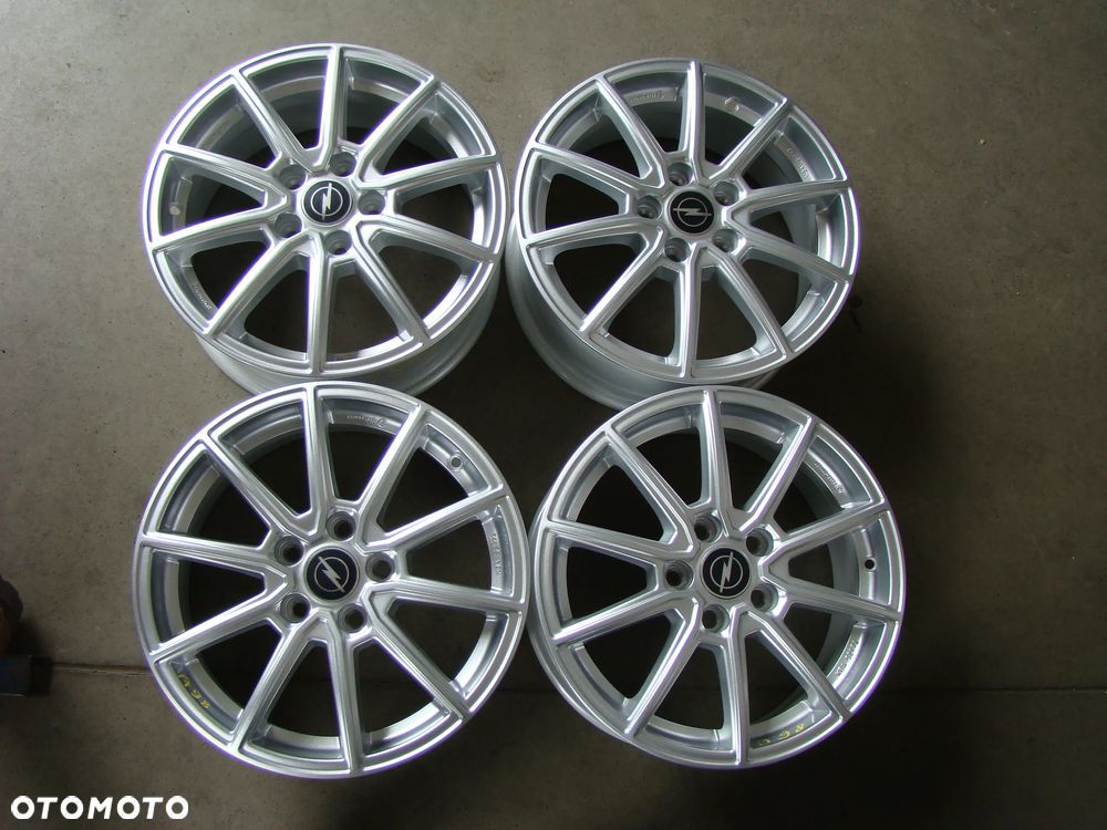 a98 5x108 Opel Astra L Combo GrandLand X Zafira Life Vivaro 6,5jx16 niemontowane - 1
