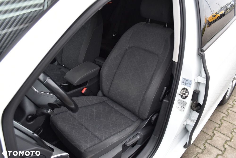 Volkswagen Golf Variant - 28