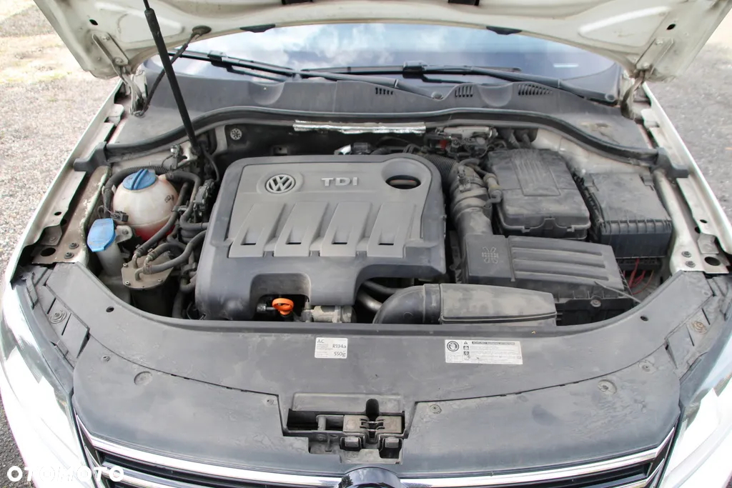 Volkswagen Passat 2.0 TDI Comfortline DSG - 32