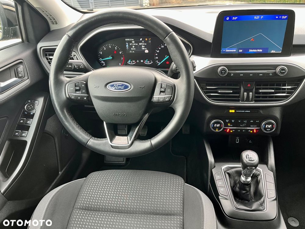 Ford Focus 1.0 EcoBoost STart-Stopp-System TITANIUM X - 11