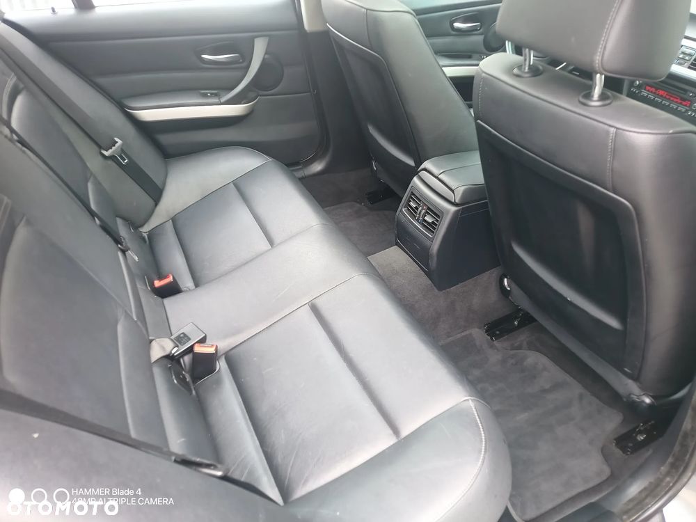 BMW Seria 3 320i Edition Exclusive - 25