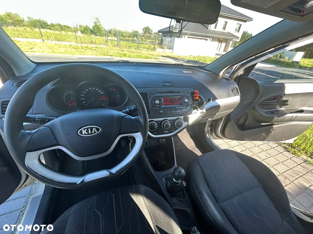 Kia Picanto 1.0 L - 12