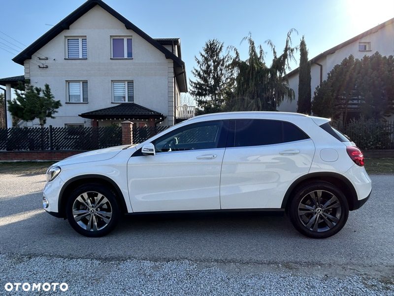Mercedes-Benz GLA 250 7G-DCT UrbanStyle Edition - 9