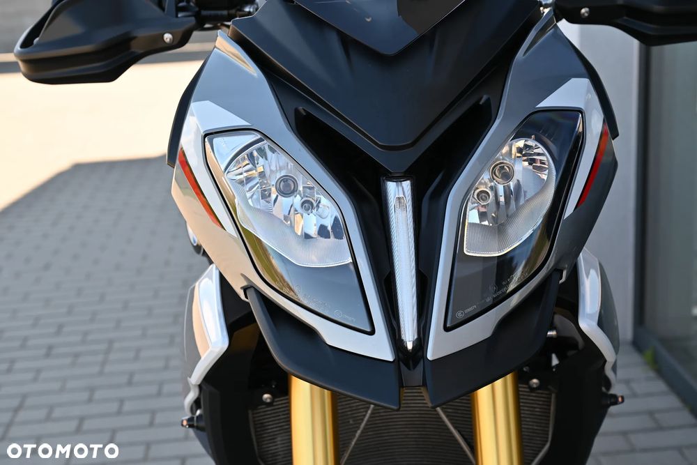 BMW XR - 26