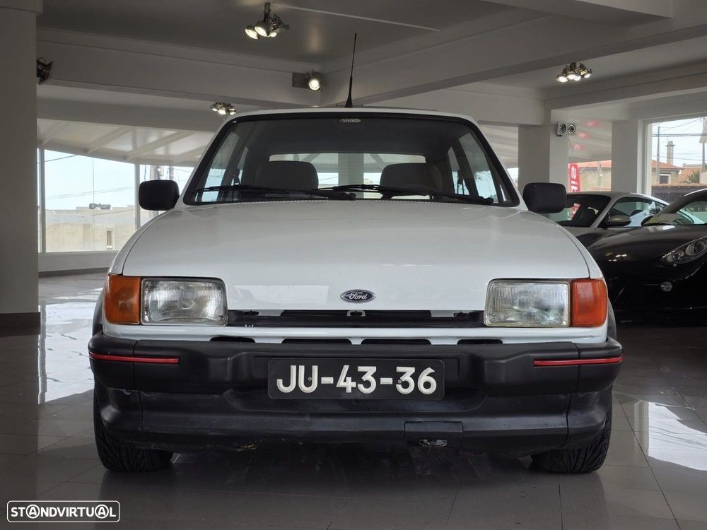 Ford Fiesta XR2 - 19