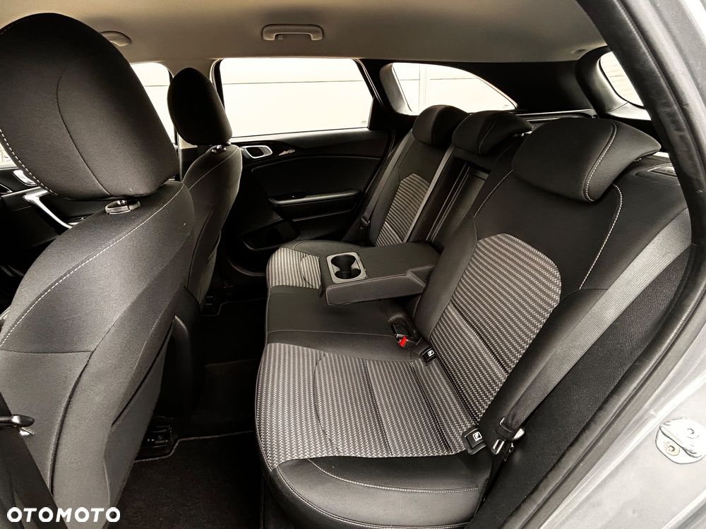 Kia Ceed 1.5 T-GDI OPF Vision - 8