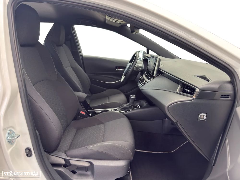 Toyota Corolla 1.8 Hybrid Active - 13