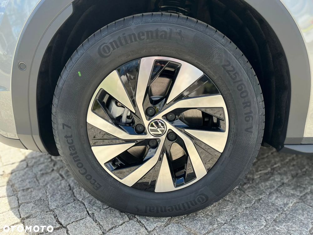Volkswagen T-Roc 1.5 eTSI OPF DSG Life - 9