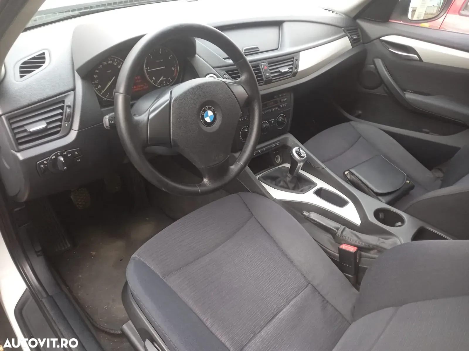 BMW X1 sDrive20d - 14