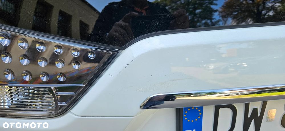 Mitsubishi Outlander - 32