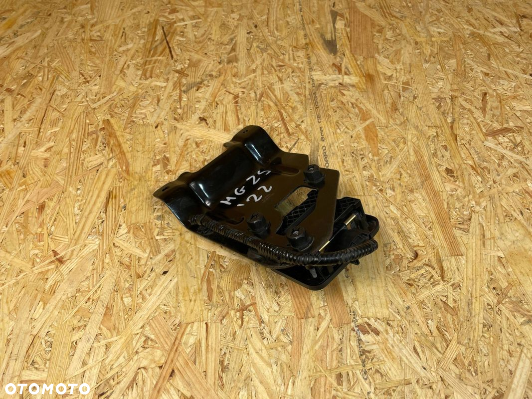 RADAR SENSOR DISTRONIC UCHWYT WTYCZKA MG ZS EV 10966407 10703728 2019- - 6