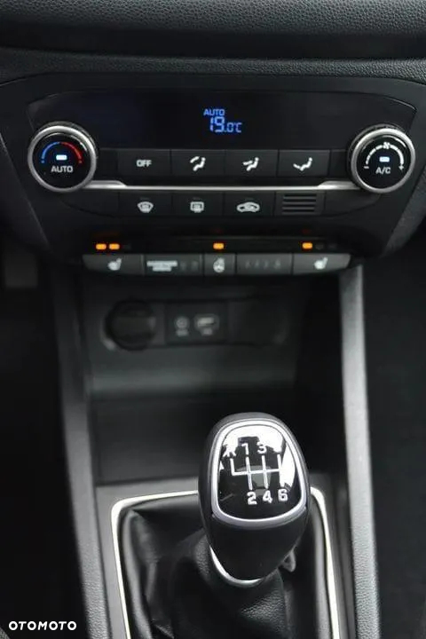 Hyundai i20 1.0 T-GDI Premium - 32