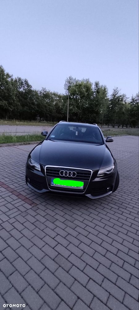 Audi A4 Avant 2.0 TDI DPF - 2