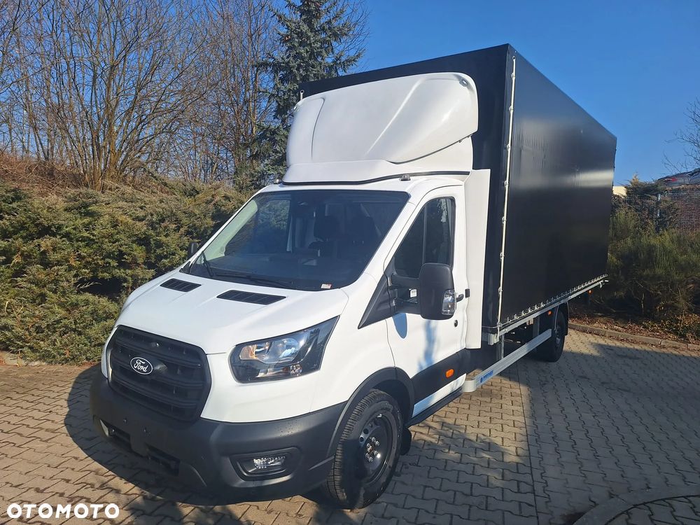 Ford Transit - 26