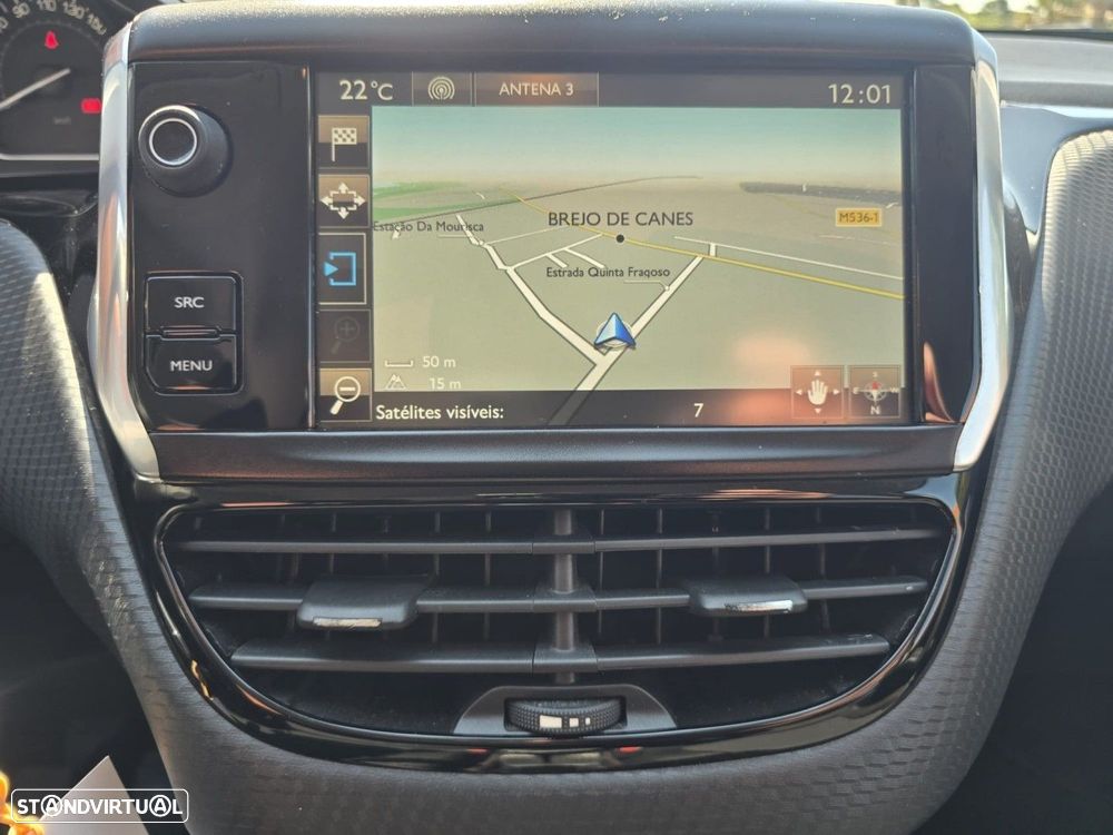 Peugeot 2008 1.2 PureTech Style - 18