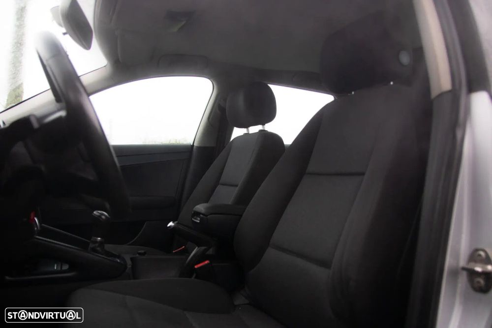 Audi A3 Sportback 1.6 TDI Attraction - 12