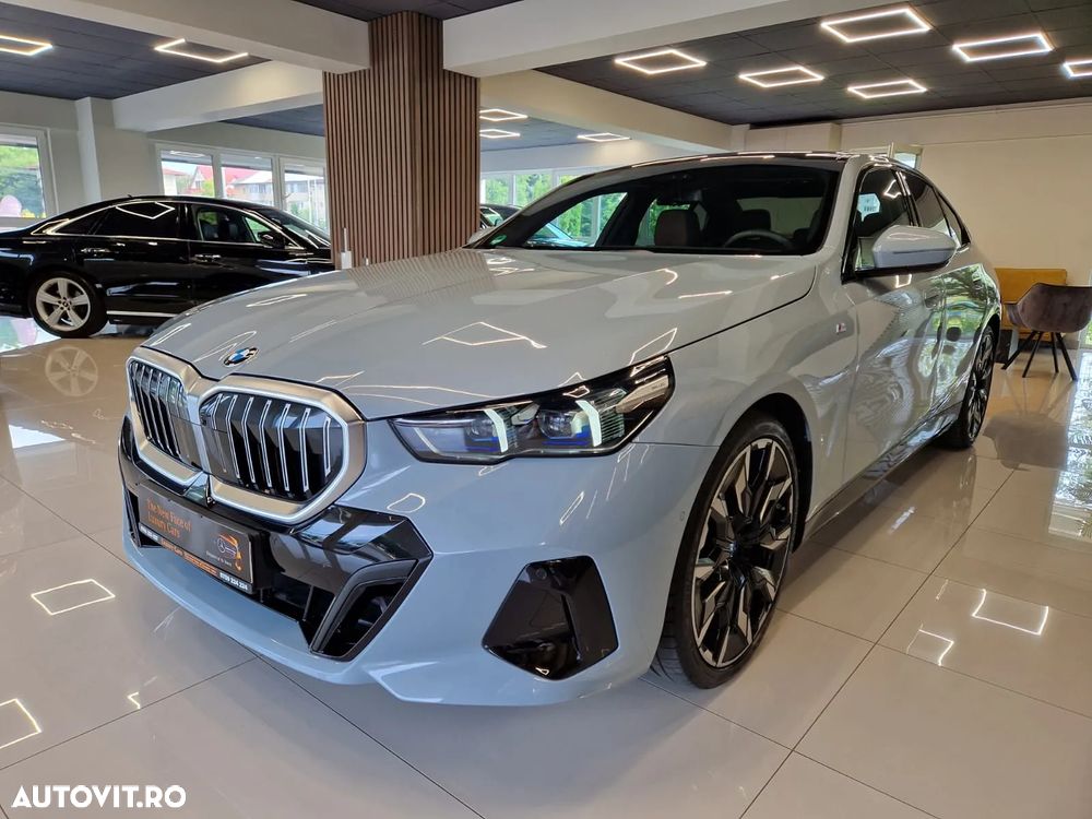 BMW Seria 5 520d xDrive AT MHEV - 1