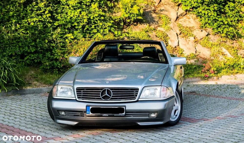 Mercedes-Benz SL - 1