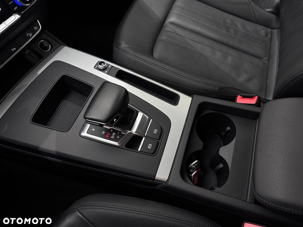 Audi Q5 Sportback - 27