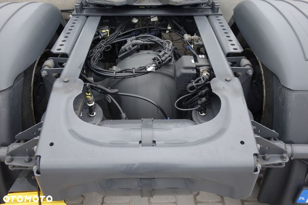 Scania S450 / EURO 6 / MEGA / LOW DECK / AUTOMAT / RETARDER / KLIMATYZACJA POSTOJOWA / LODÓWKA  /  2 ZBIORNIKI 700L / PO KONTRAKCIE - 15