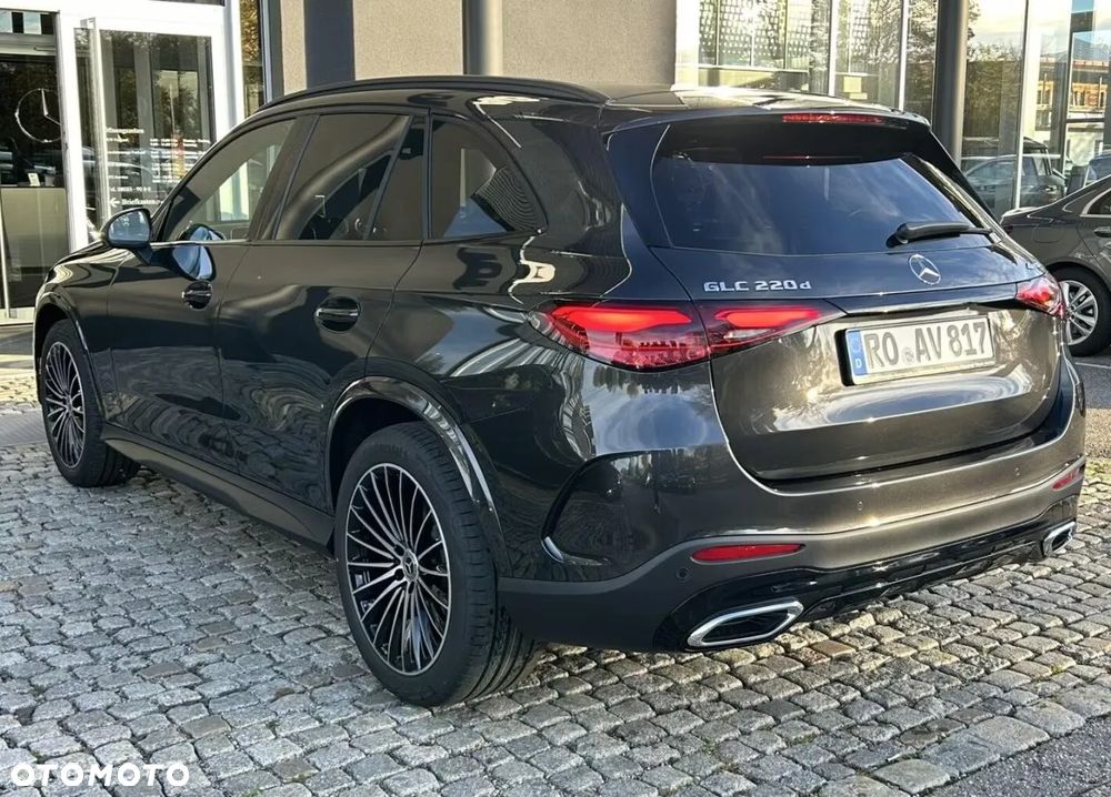 Mercedes-Benz GLC 220 d 4Matic 9G-TRONIC Avantgarde Advanced - 3