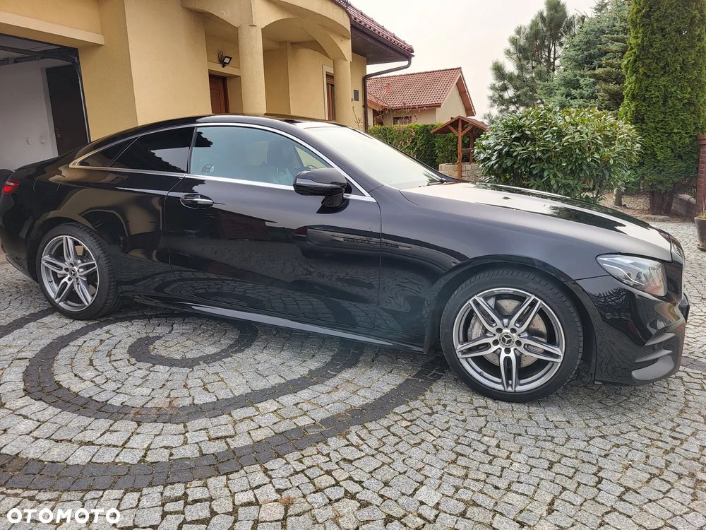 Mercedes-Benz Klasa E 400 Coupe 4-Matic 9G-TRONIC - 6