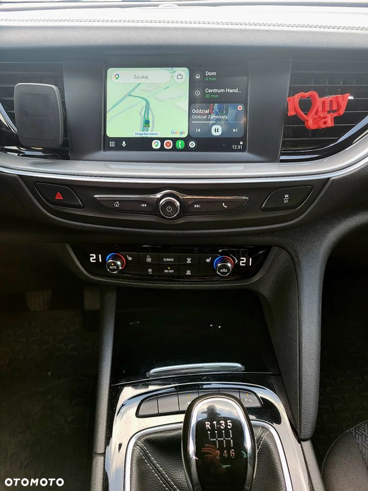 Opel Insignia 1.5 T Innovation S&S Eco - 8