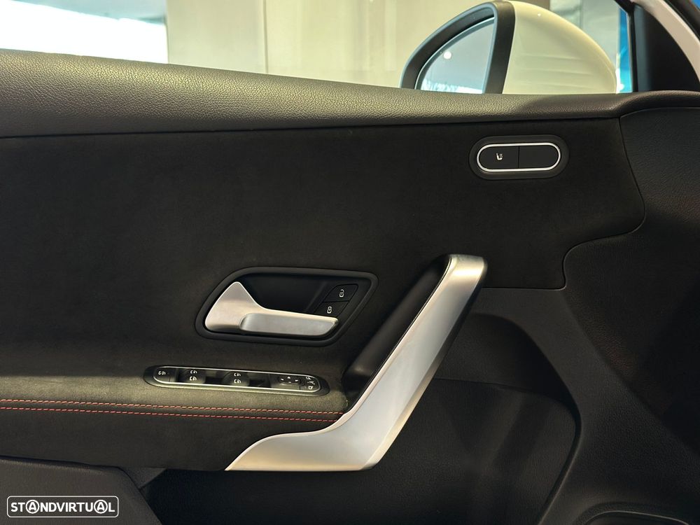 Mercedes-Benz A 180 d AMG Line - 11