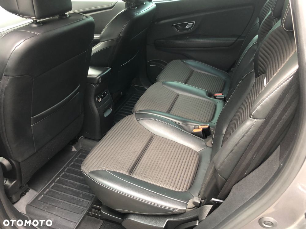 Renault Scenic - 18