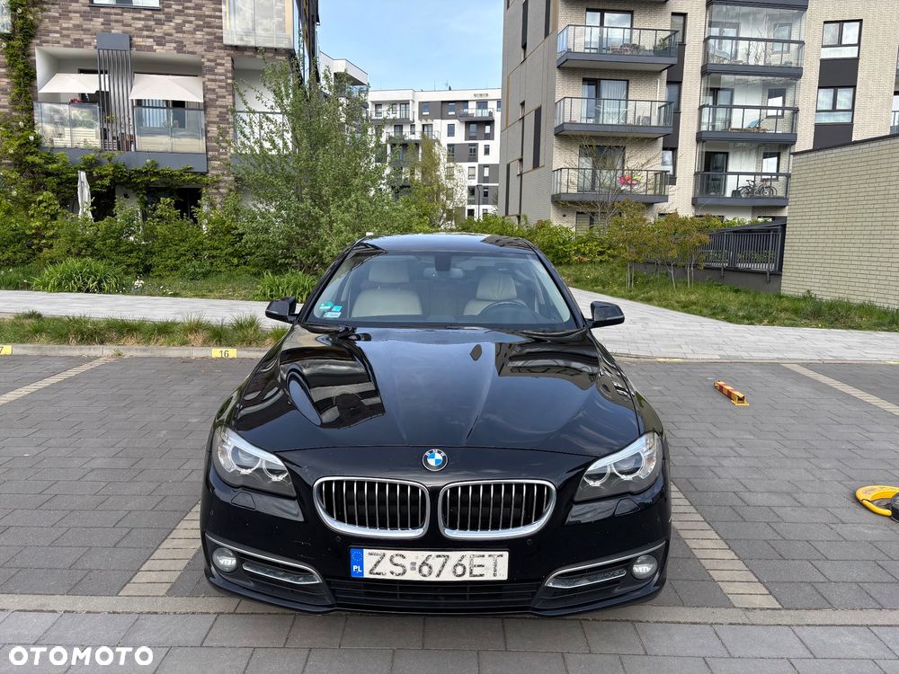 BMW Seria 5 520d xDrive Luxury Line - 3
